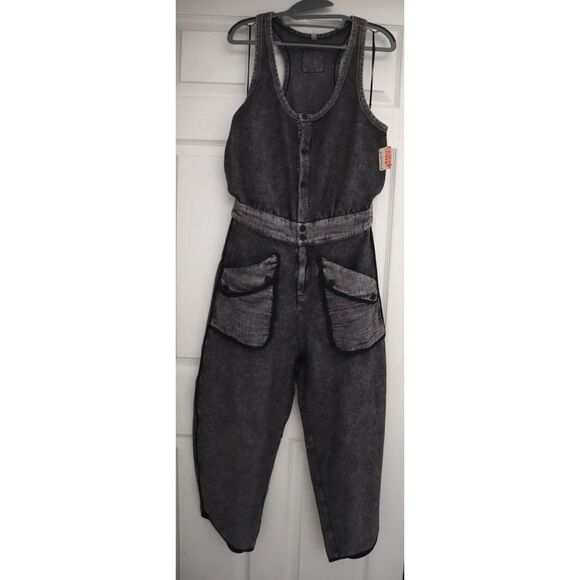 Free People Movement x FP OB1943200 Women Sz S Black Washed Timko Jumpsuit - Picture 1 of 16